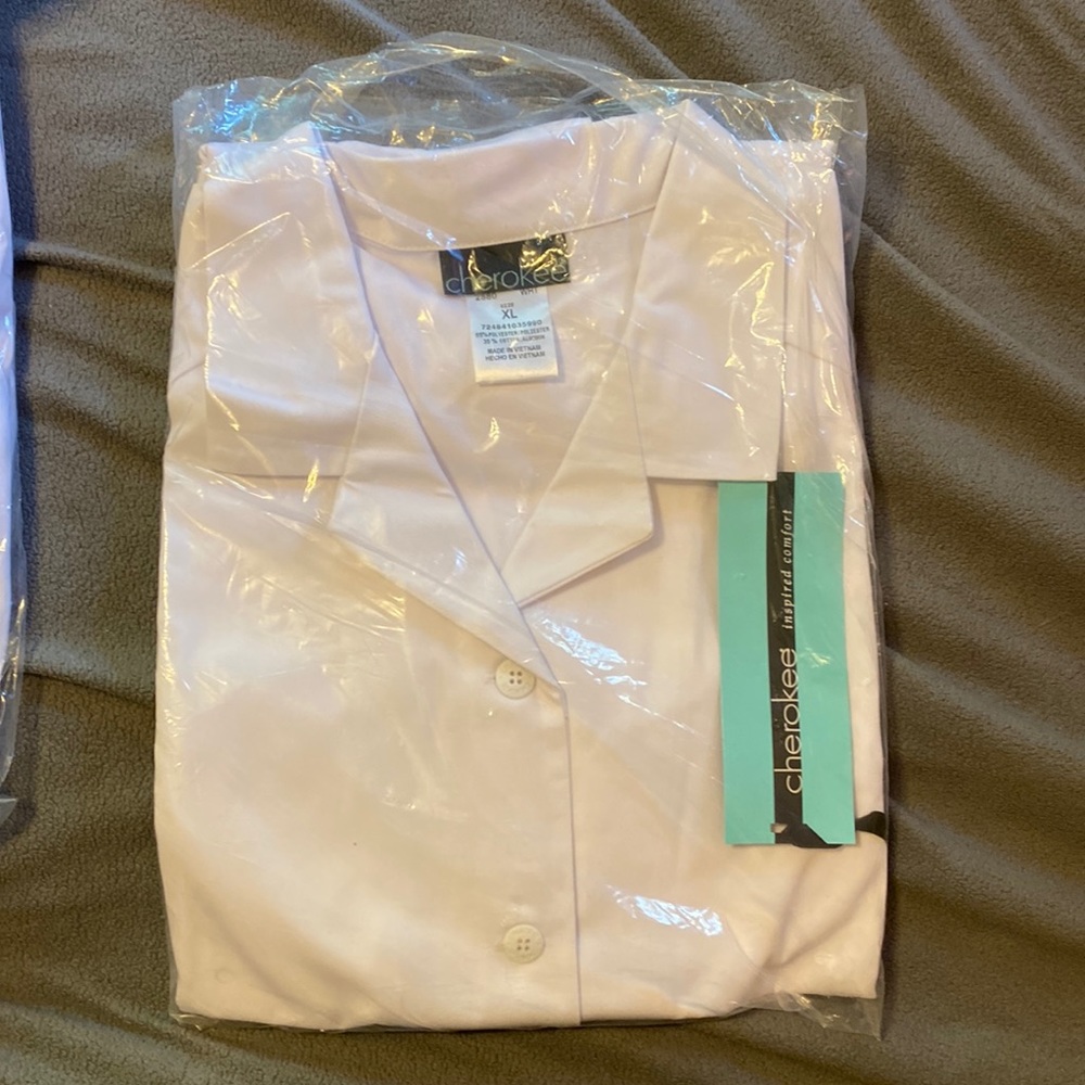 XL Button Up Collared White Nursing Shirt